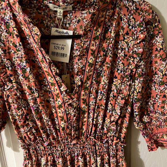 Dress - Picture 2 of 4